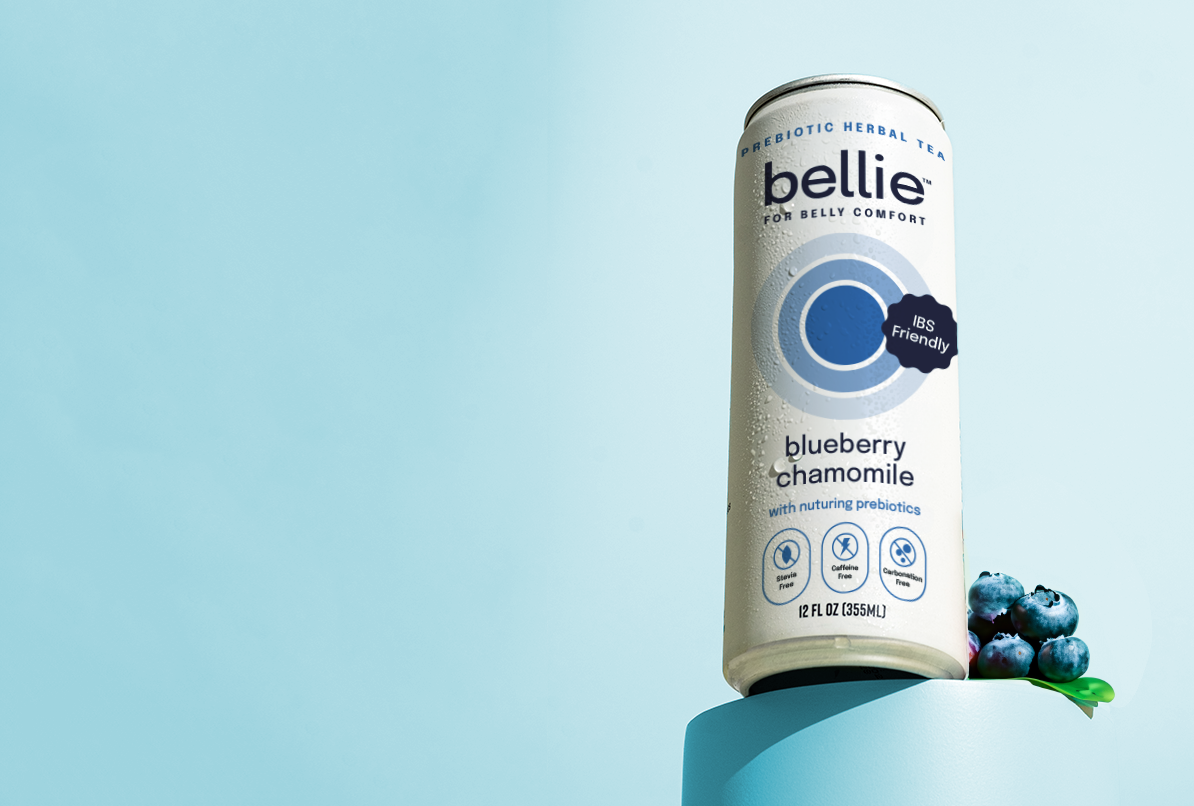 bellie prebiotic herbal tea in blueberry-chamomile flavor, designed to improve gut health with its IBS-friendly blend